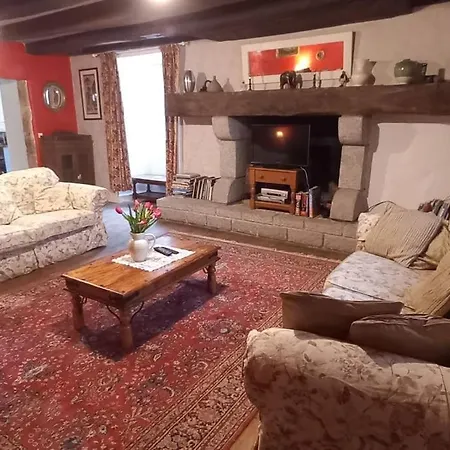 Holiday home Charmante Demeure Spacieuse, Ideale Pour 9 Pers A